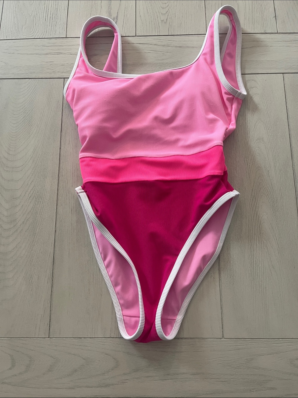 LainSnow Womens Pink Ombre One-Piece Swimsuit with White Trim